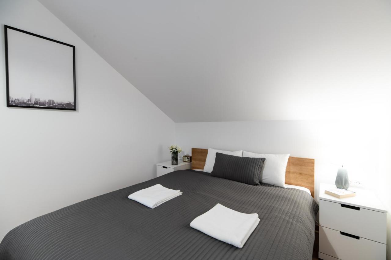 Neo Unique & Bright Apartments, Free Parking, 15Min Old Town & Kazimierz - By Homelike Krakow Ngoại thất bức ảnh